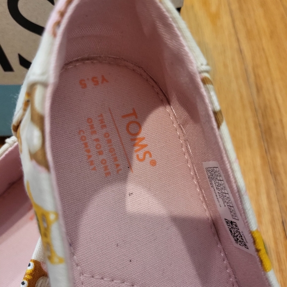 Tom's Alpargata Natural Woodland Owl Print Shoes - Picture 8 of 9